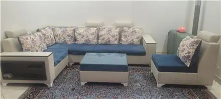 مبل و راحتی L و میز وسط (سالم و مرتب