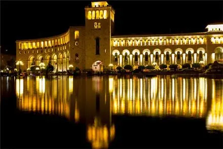 تور ارمنستان ( ایروان ) زمینی با اتوبوس اقامت در هتل میراژ