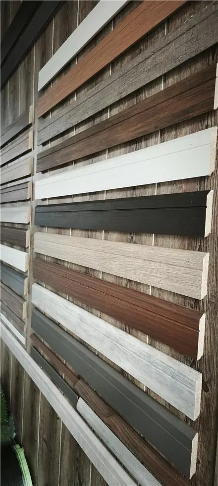 انواع قرنیز پی وی سی و MDF