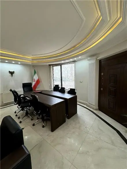 اجاره سوله 350 متری تفت 1 ارتفاع 8 متر برق سه‌ فاز و گاز