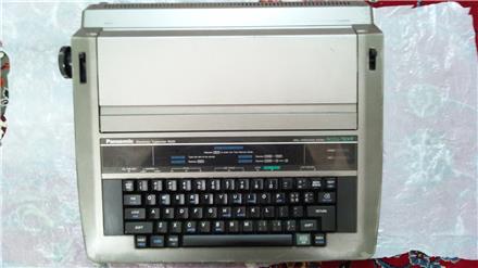 ماشین تایپ پاناسونیک قدیمی کلکسیونی ژاپنی1990- بدون ریبون - انگلیسی