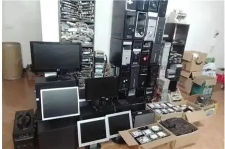 خریدار کامپیوتر و مانیتور و قطعات کامپیوتر کل تهران
