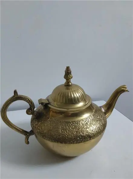 قوری پایه دار برنجی ساخت هند