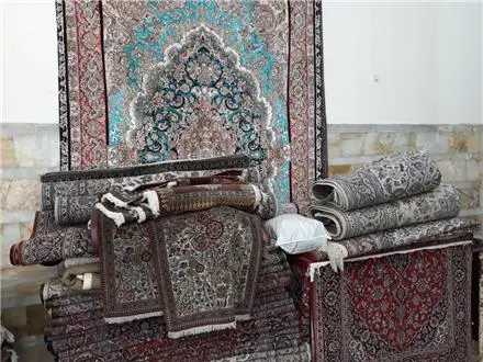 خریدار فرش دستبافت در حد نو از مصرف‌ کننده