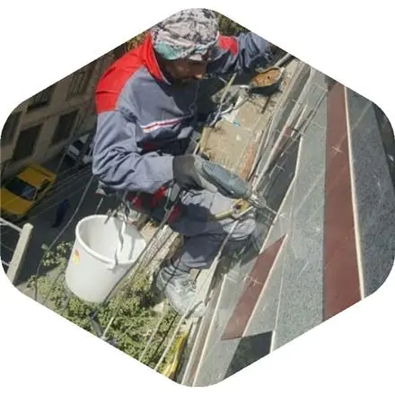 پیچ رولپلاک سنگ نما شستشوی نما ساختمان نماشویی کفسابی سنگسابی سابزنی