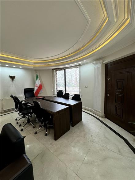 کارخانه 8000 متری با سالن 3000 متری