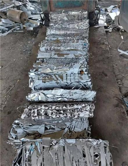 خریدار استیل ضایعات 304 ، 316 انواع نسوز صنعتی