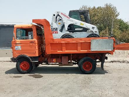 اجاره بابکت مینی بیل ، حمل نخاله مصالح ساختمانی
