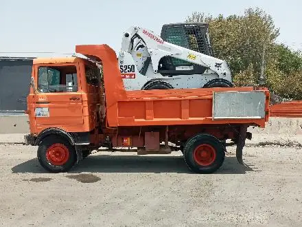اجاره بابکت مینی بیل ، حمل نخاله مصالح ساختمانی
