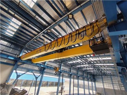 ساخت و فروش جرثقیل سقفی (overhead crane)