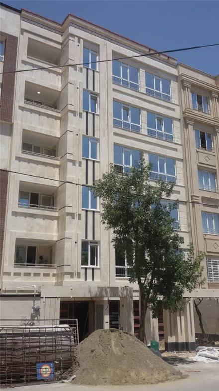 نصب ‌درب و پنجره upvc‌ و توری پلیسه