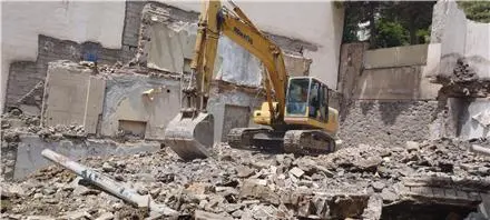 پیمانکاری تخریب ساختمان اجاره دهنده بیل مکانیکی خاکبرداری در تهران