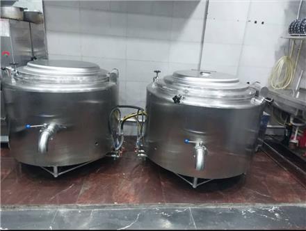 دیگ پخت صنعتی با بدنه استیل و سیستم حرارتی قدرتمند