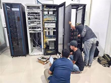 خدمات شبکه و تلفن ویپ (VoIP) در شیراز