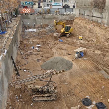 انجام عملیات خاکبرداری و خاکریزی