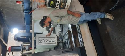 تراشکاری cnc و قالبسازی و ریخته گری قطعات صنعتی رمضان سلیمانی