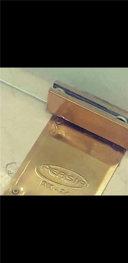 تعمیرات و ریگلاژ دربهای شیشه ای سکوریت تمام نقاط
